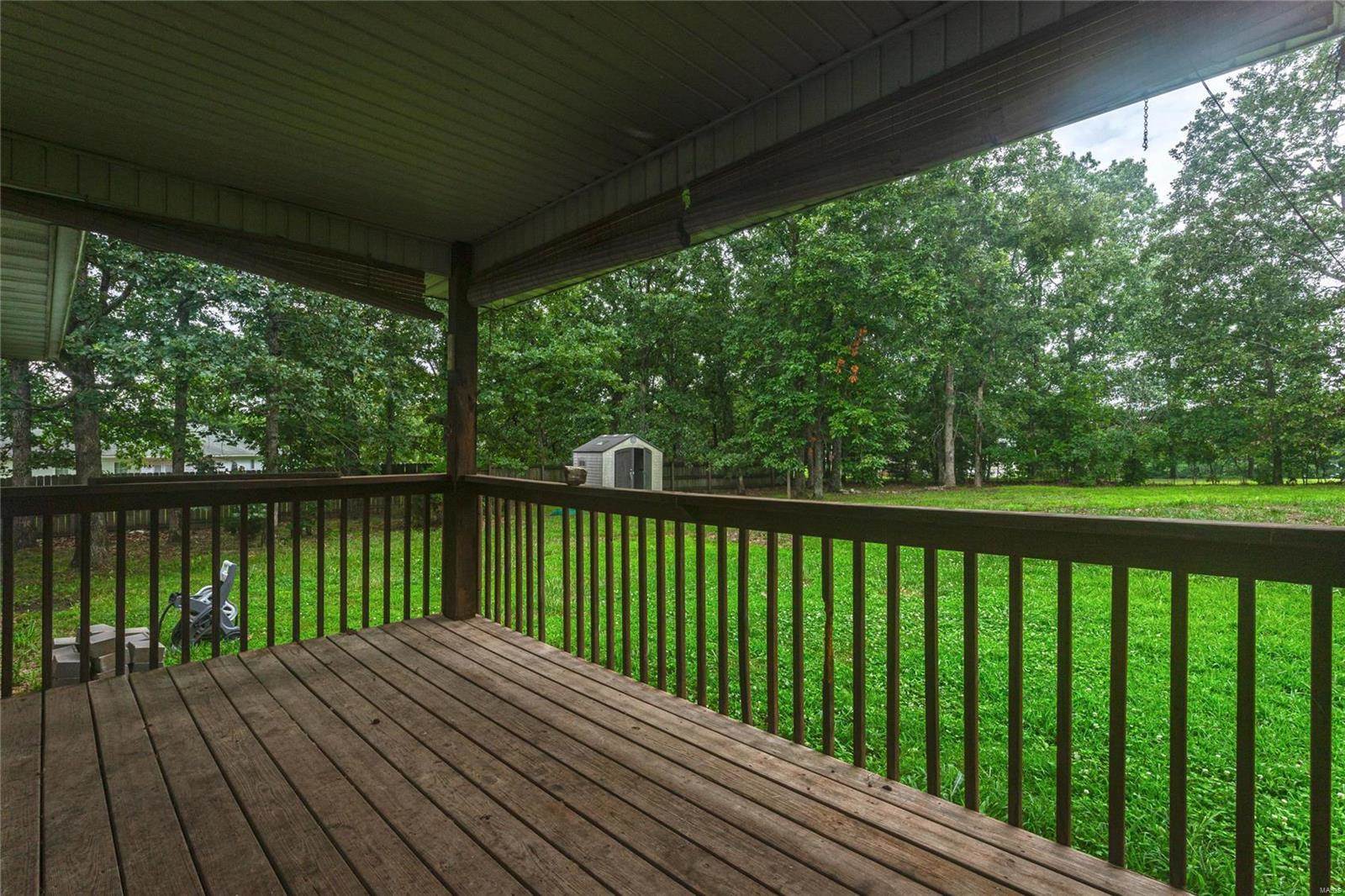 19555 Lenox Lane, Waynesville, MO 65583