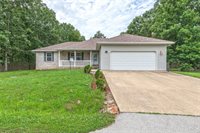 19555 Lenox Lane, Waynesville, MO 65583