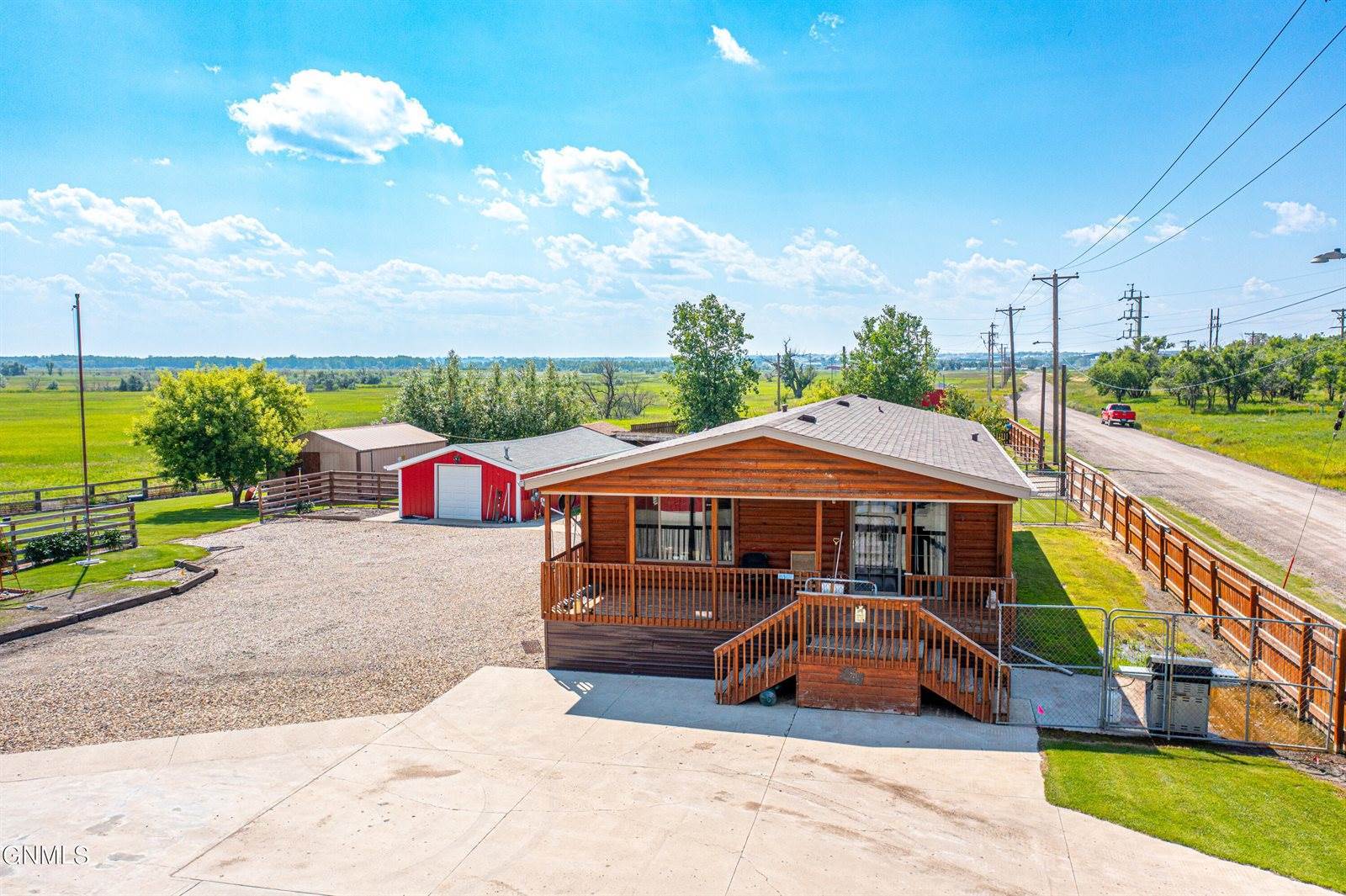 721 Riverside Drive, Williston, ND 58801