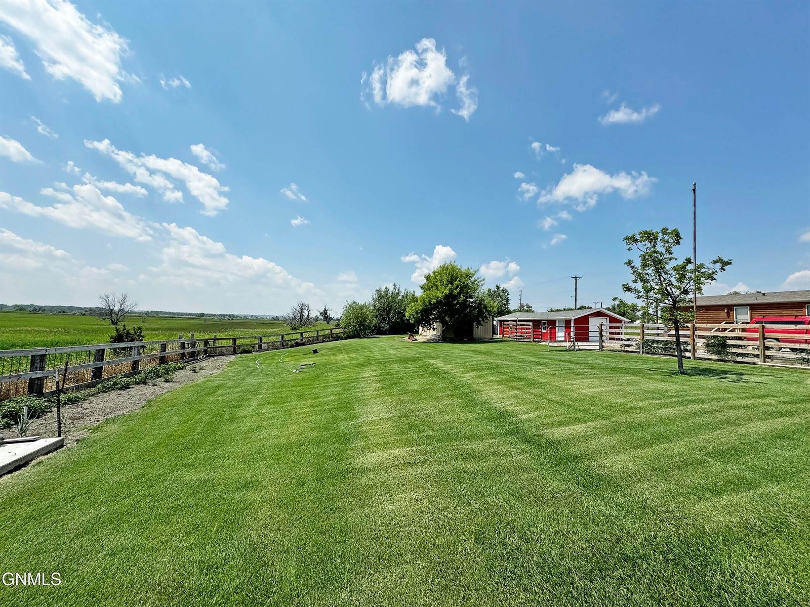 721 Riverside Drive, Williston, ND 58801