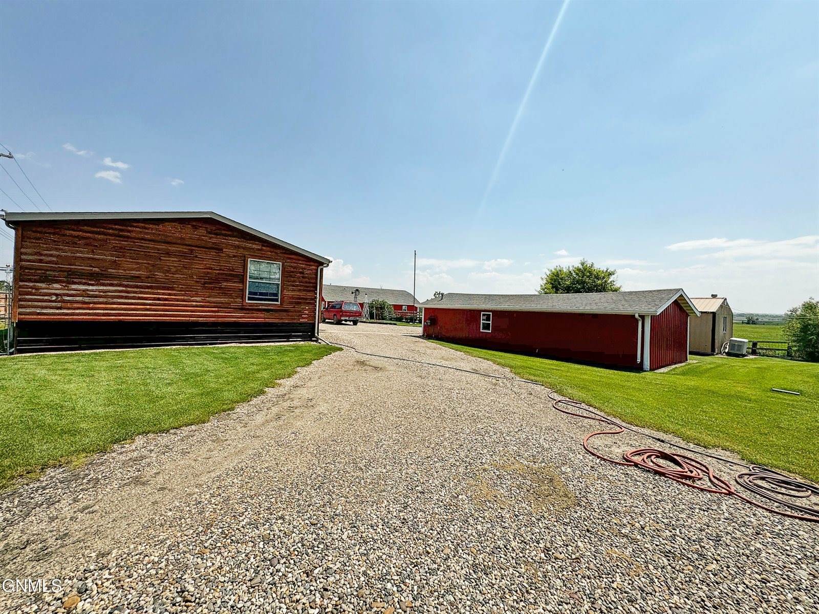 721 Riverside Drive, Williston, ND 58801