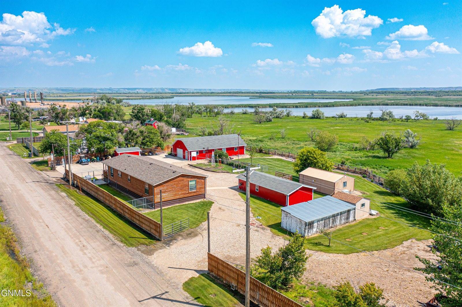 721 Riverside Drive, Williston, ND 58801