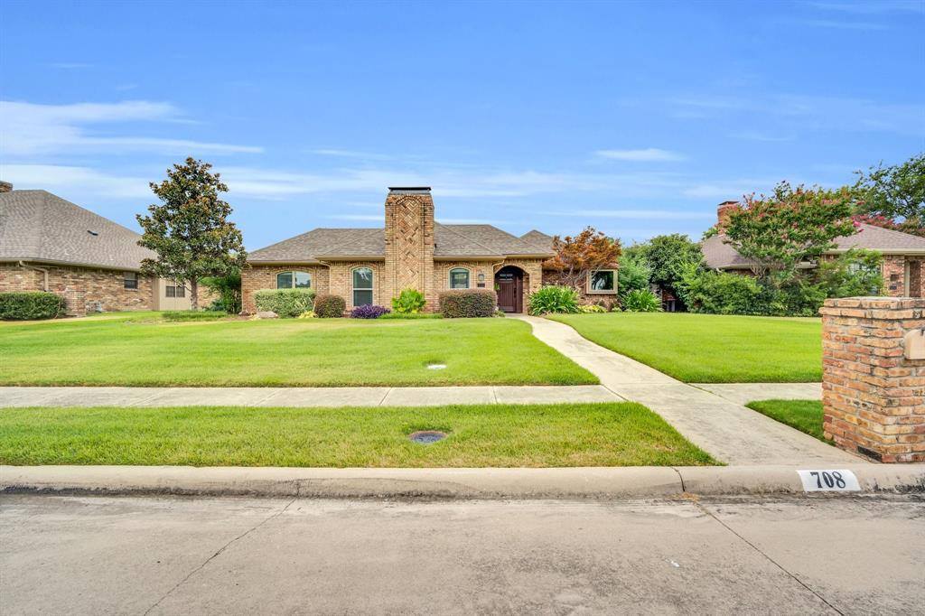 708 Robin Lane, Coppell, TX 75019