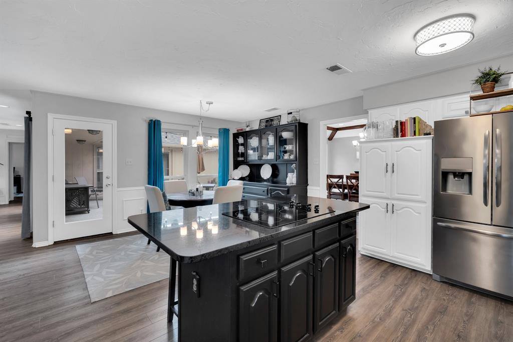 708 Robin Lane, Coppell, TX 75019