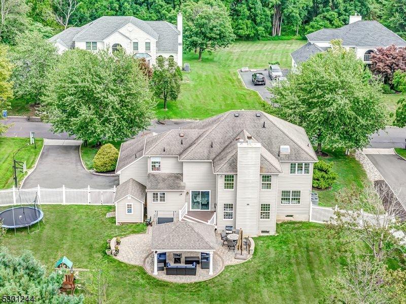 15 Briarwood Drive East, Warren Township, NJ 07059