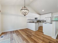 201 Rosedale Lane, Matthews, NC 28105