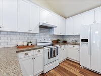 201 Rosedale Lane, Matthews, NC 28105