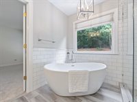 201 Rosedale Lane, Matthews, NC 28105