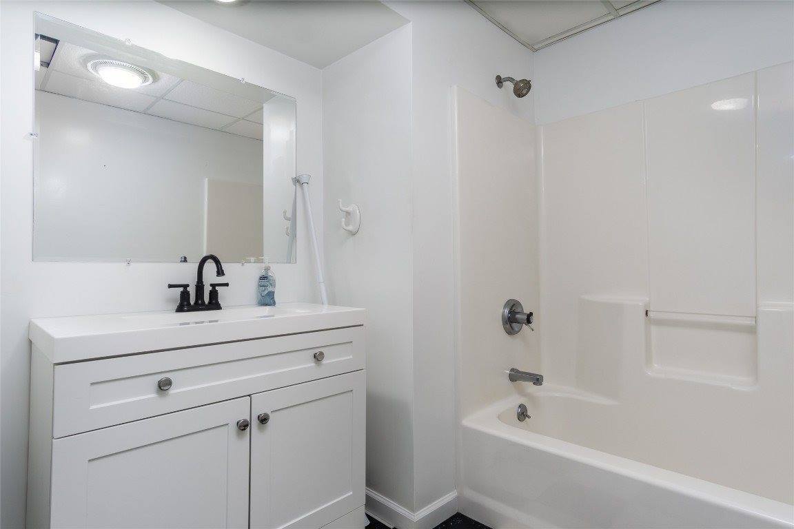 109 Dogwood Court, Endwell, NY 13760