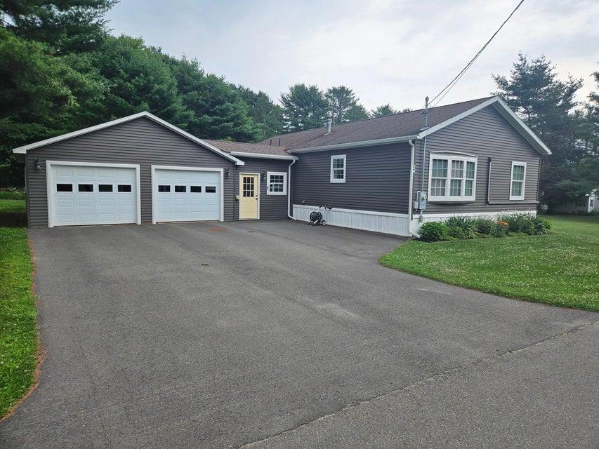24 Karen Street, Palmyra, ME 04965