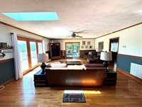 1365 Oak Ridge Rd, Buchanan, VA 24066