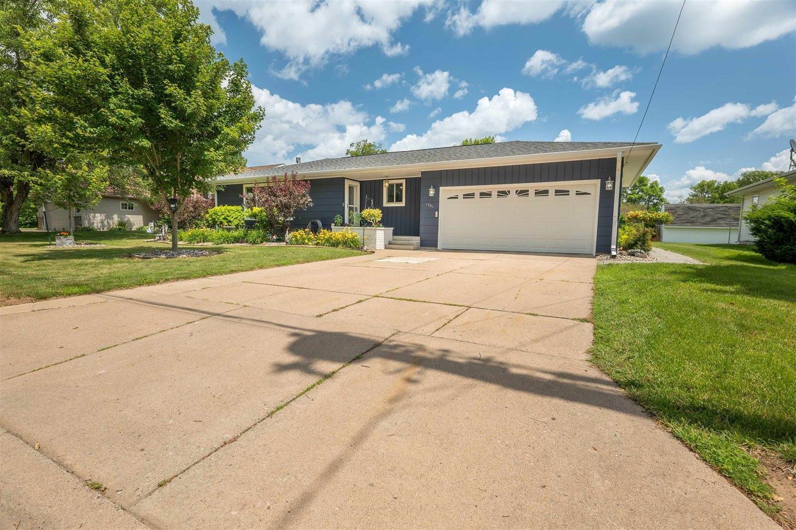 1761 N 1st Avenue, Wausau, WI 54401