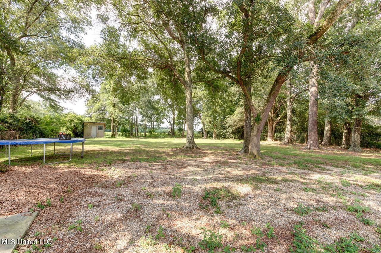 12451 Old Kiln Road, Picayune, MS 39466