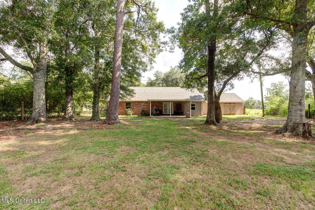 12451 Old Kiln Road, Picayune, MS 39466