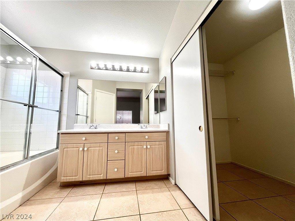 1003 Sand Coral Drive, Las Vegas, NV 89123