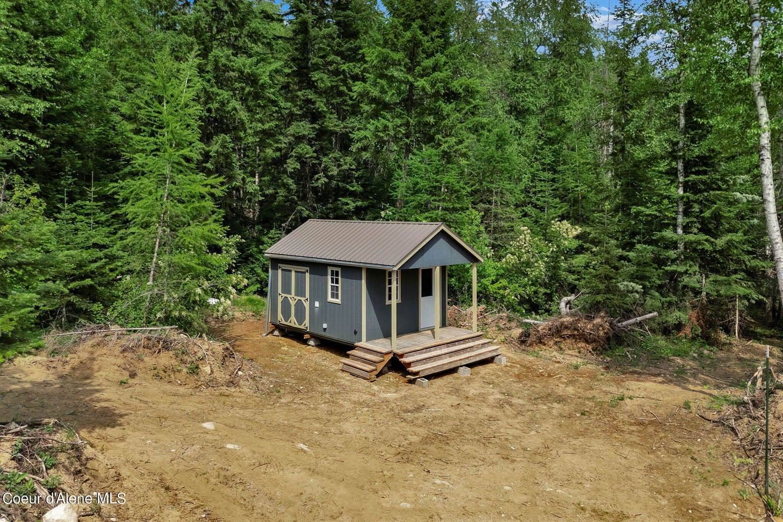 537 East Wrenco Rd, Sandpoint, ID 83864
