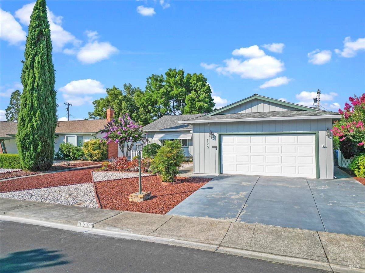 175 Carlsbad Circle, Vacaville, CA 95687