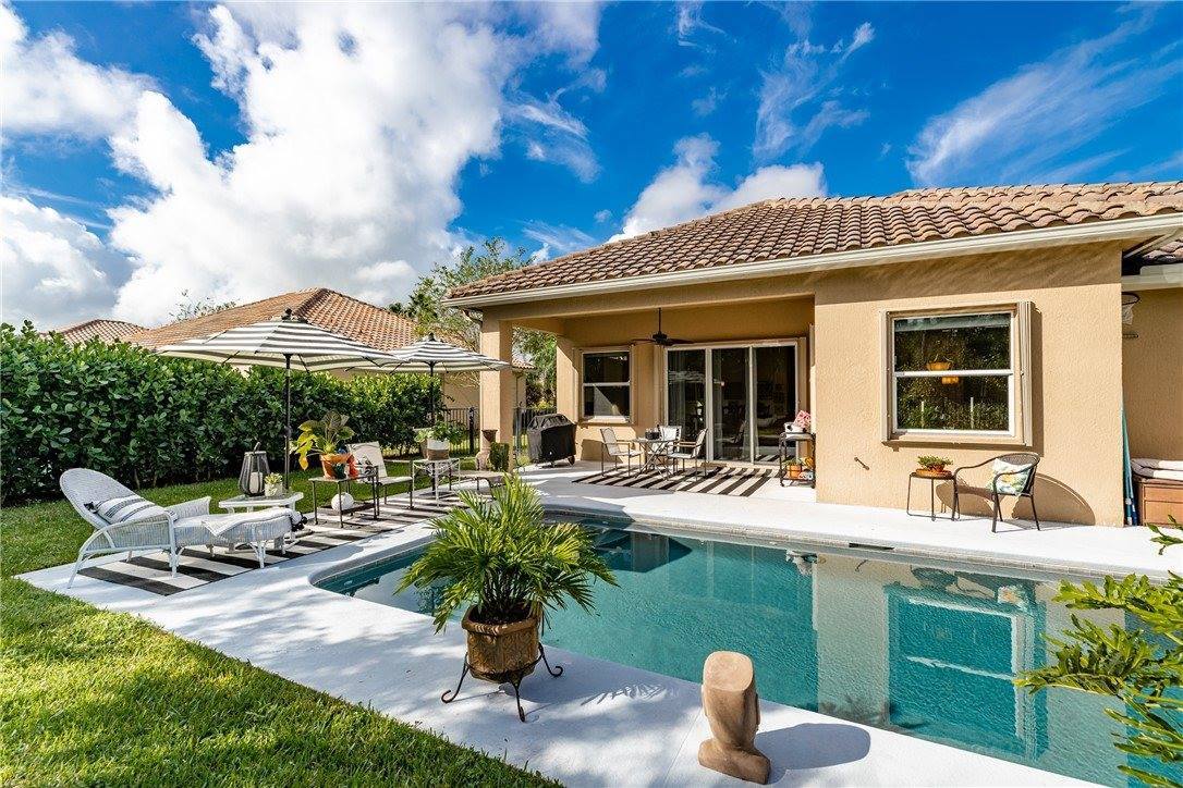 7675 Fieldstone Ranch Square, Vero Beach, FL 32967