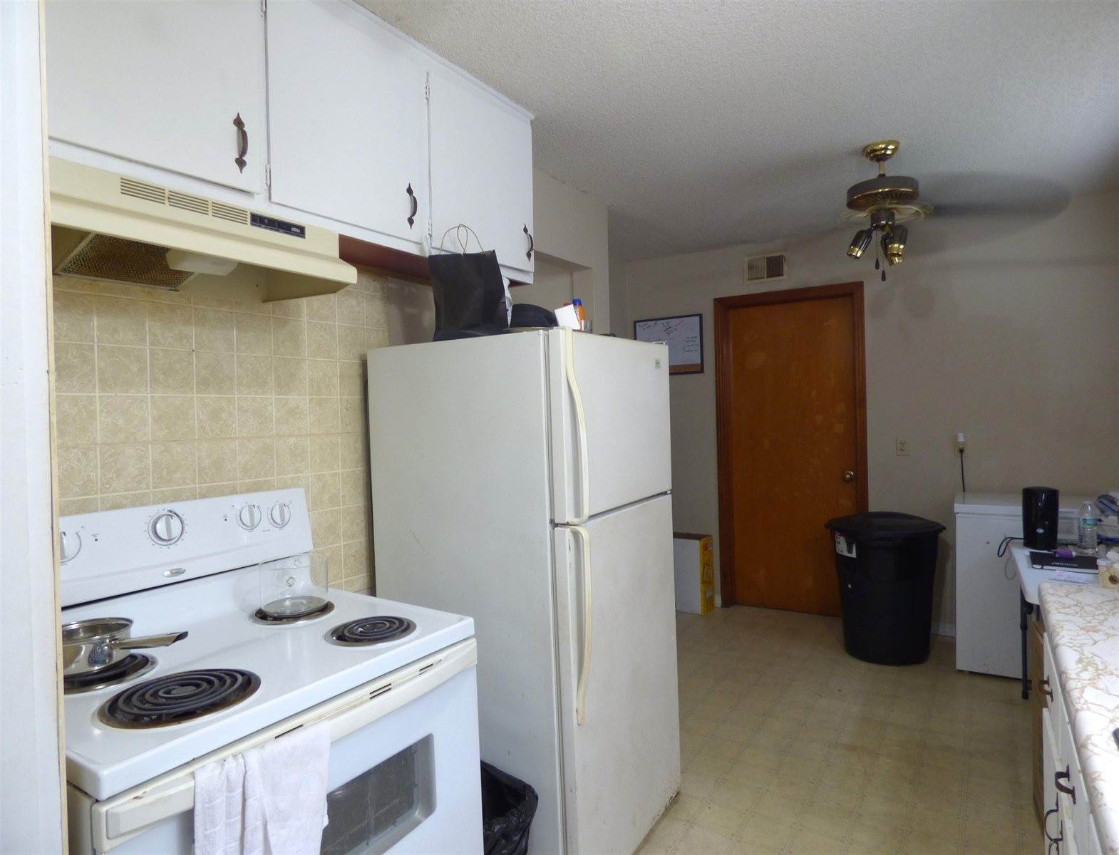 2210 West Rita Ave, Wichita, KS 67213