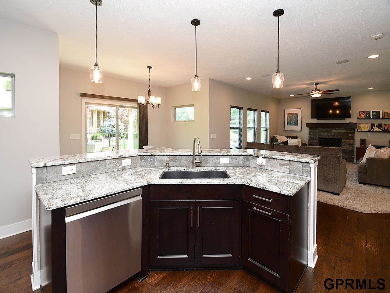 15206 Vane Street, Bennington, NE 68007