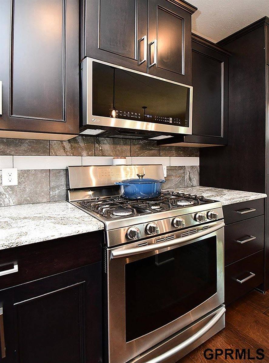 15206 Vane Street, Bennington, NE 68007