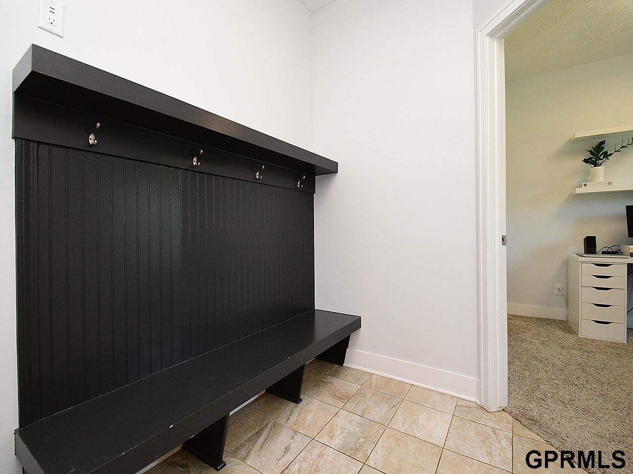 15206 Vane Street, Bennington, NE 68007