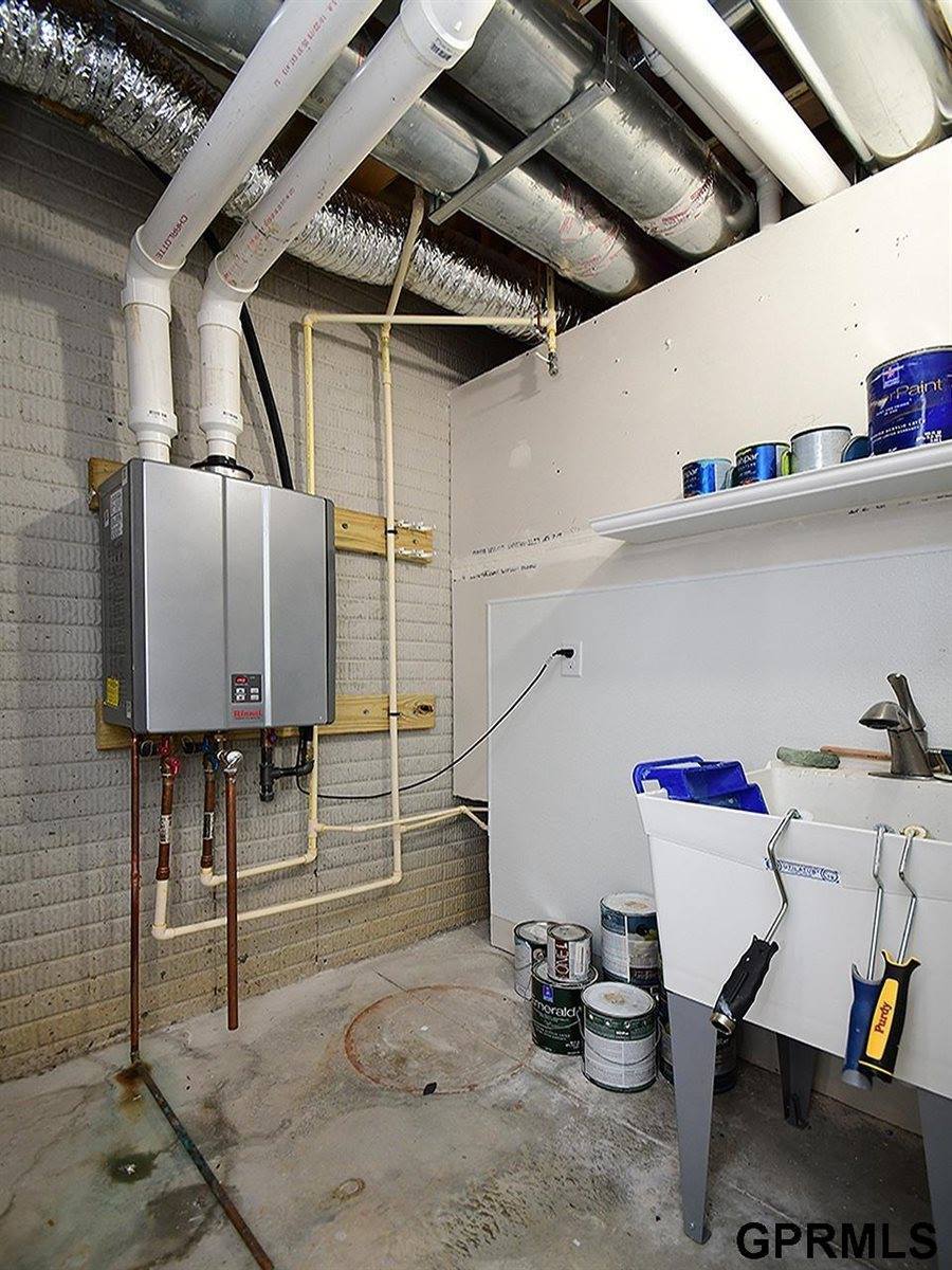 15206 Vane Street, Bennington, NE 68007