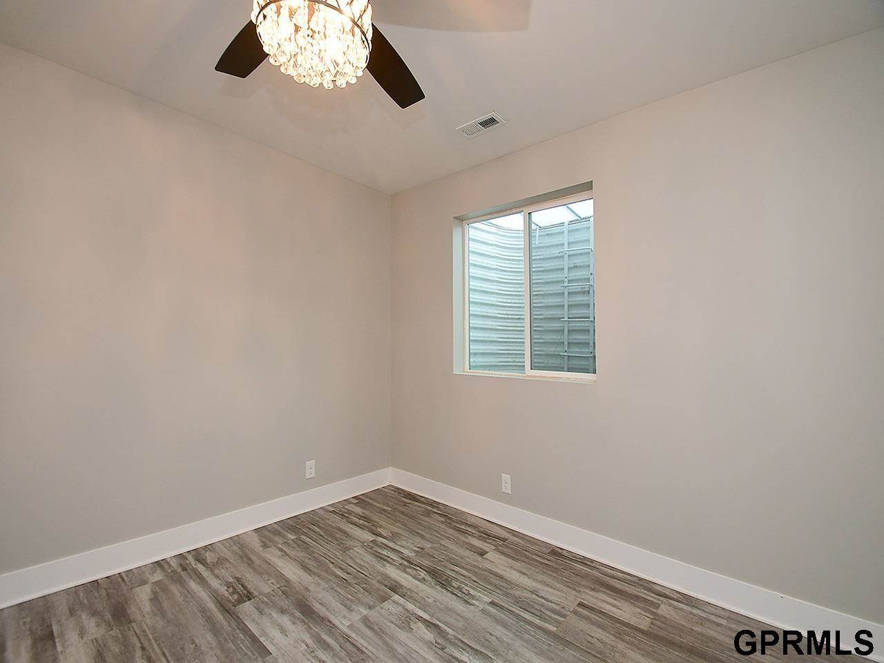 15206 Vane Street, Bennington, NE 68007