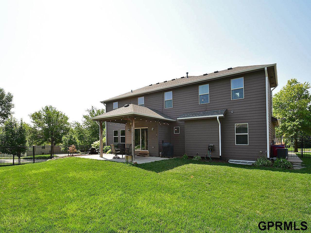 15206 Vane Street, Bennington, NE 68007
