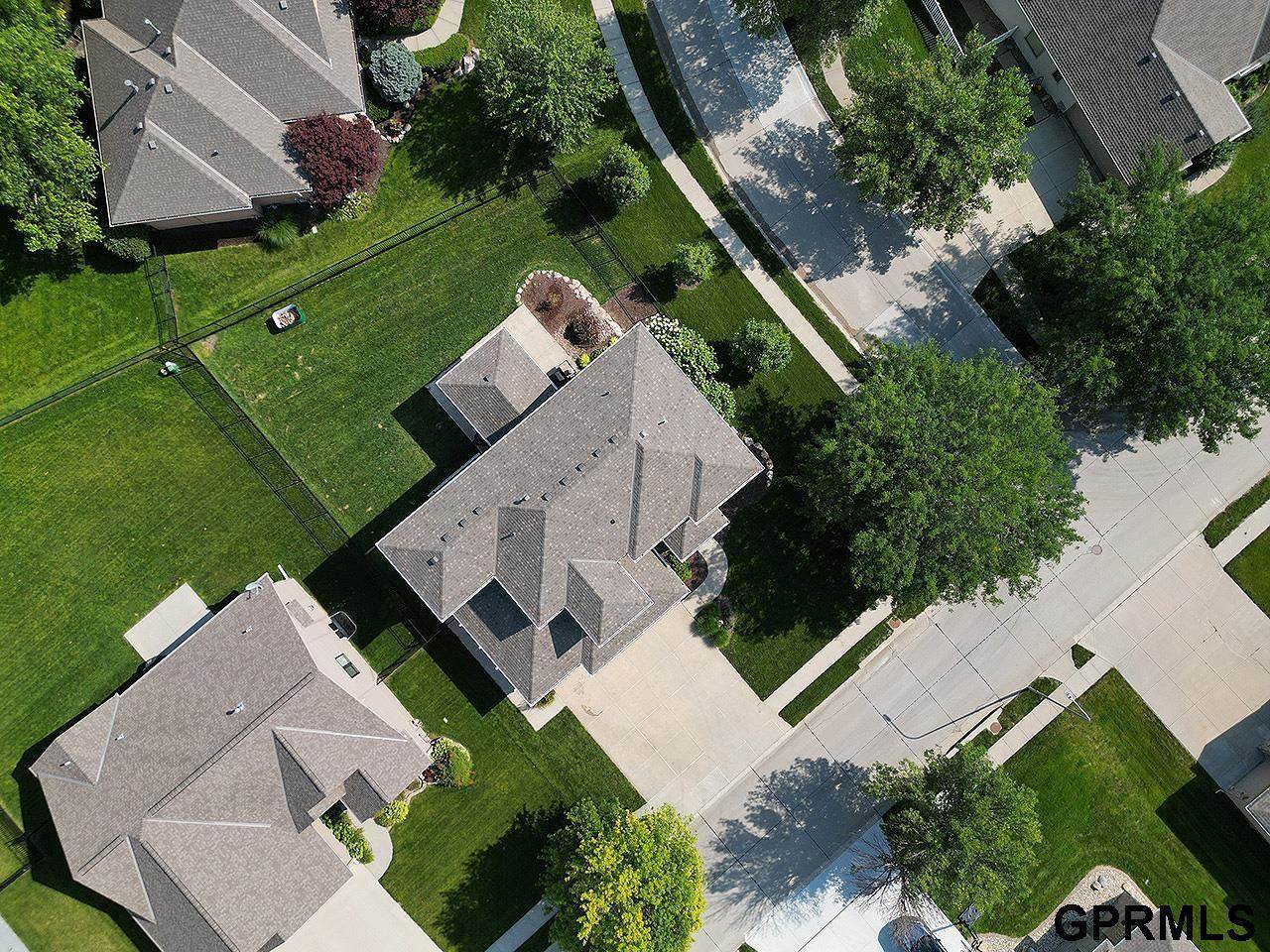 15206 Vane Street, Bennington, NE 68007