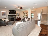 15206 Vane Street, Bennington, NE 68007
