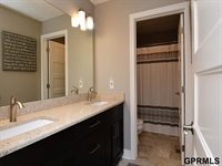 15206 Vane Street, Bennington, NE 68007