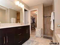 15206 Vane Street, Bennington, NE 68007