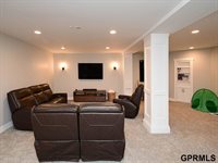 15206 Vane Street, Bennington, NE 68007