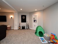 15206 Vane Street, Bennington, NE 68007