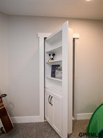 15206 Vane Street, Bennington, NE 68007