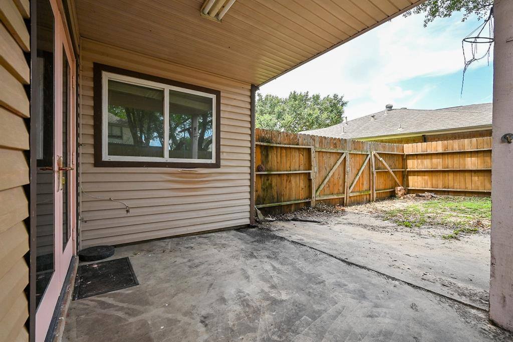 7235 Battle Hills Drive, Houston, TX 77040