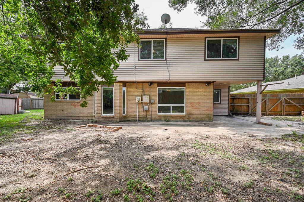 7235 Battle Hills Drive, Houston, TX 77040