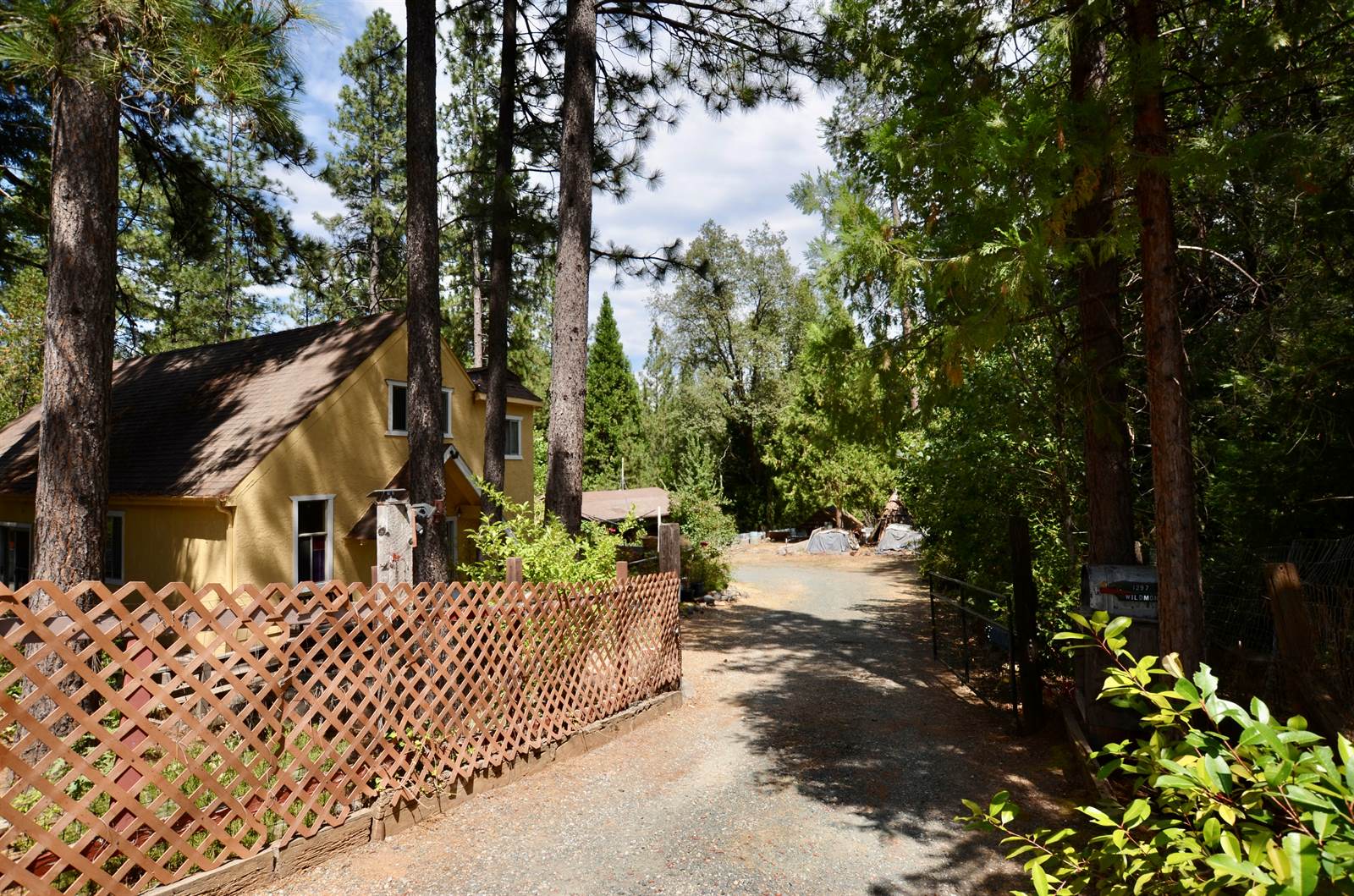 1297 Bummerville Road, West Point, CA 95255