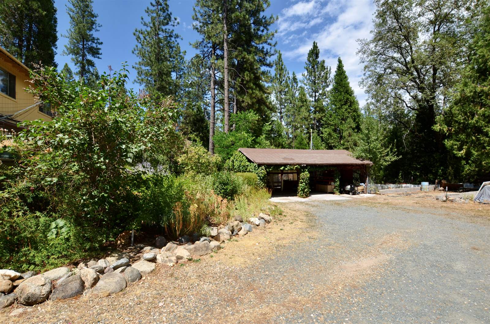 1297 Bummerville Road, West Point, CA 95255