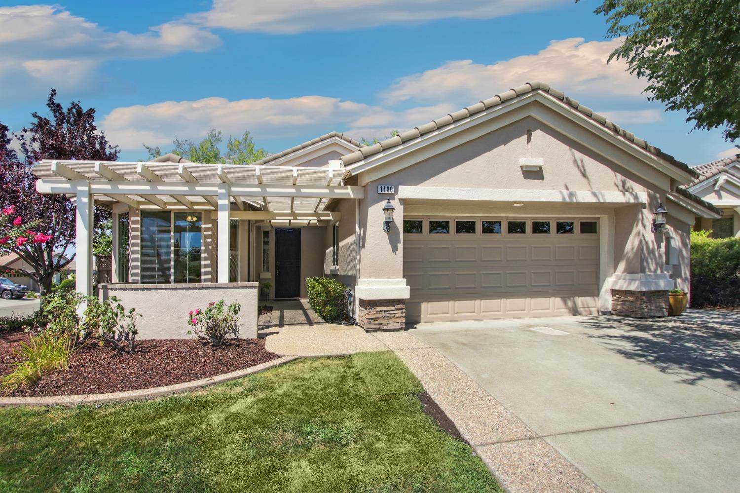 1100 Sun Flare Court, Lincoln, CA 95648