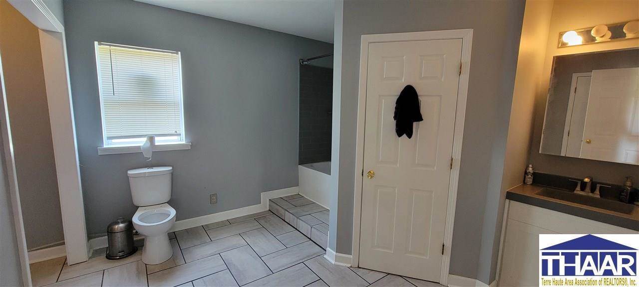 7020 West 5th, Rosedale, IN 47874