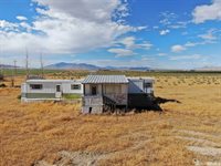 6700 Pequod Rd, Winnemucca, NV 89445