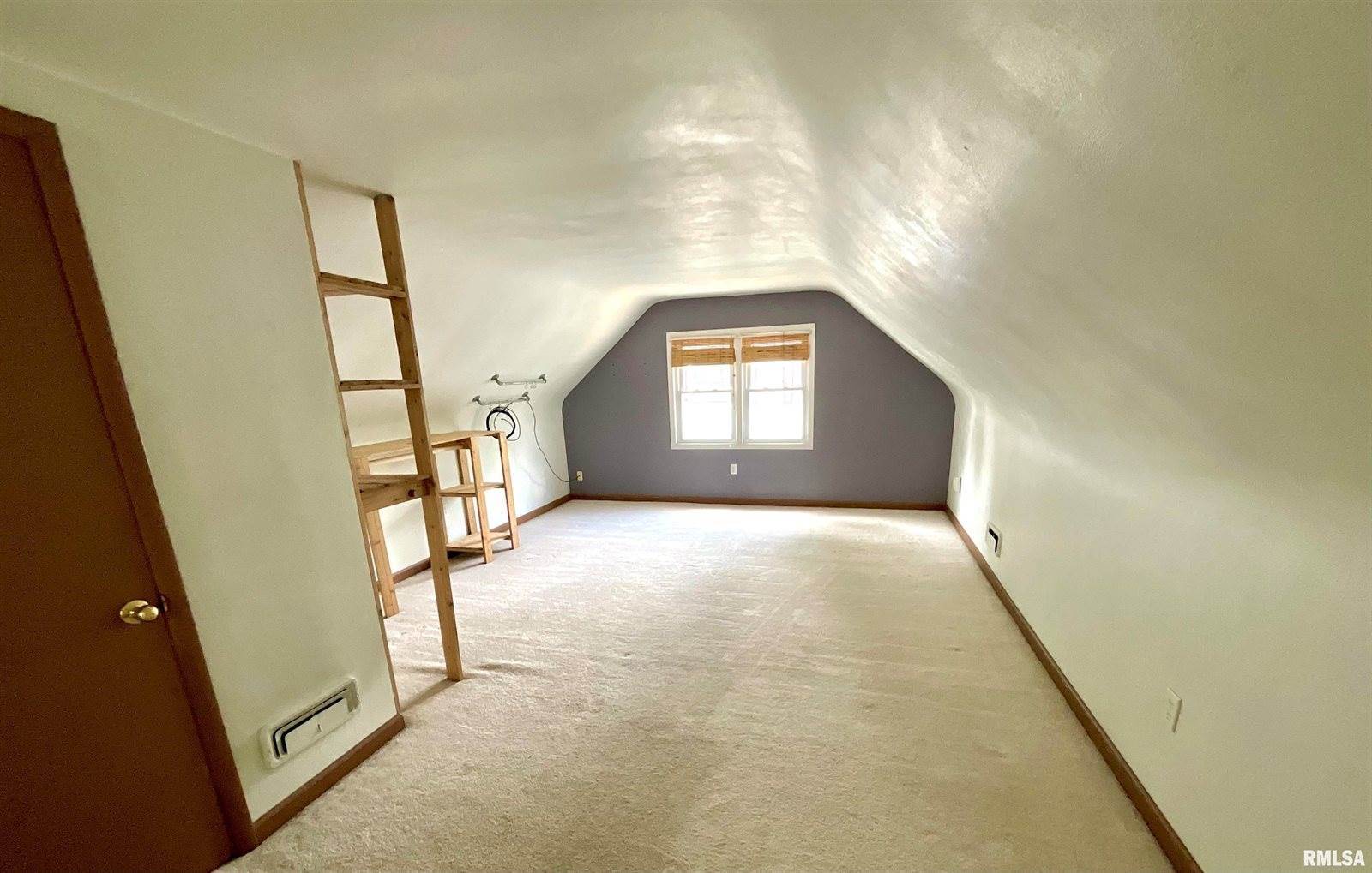 3816 32ND Avenue, Moline, IL 61265