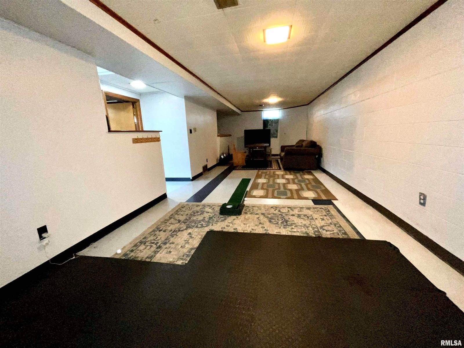 3816 32ND Avenue, Moline, IL 61265