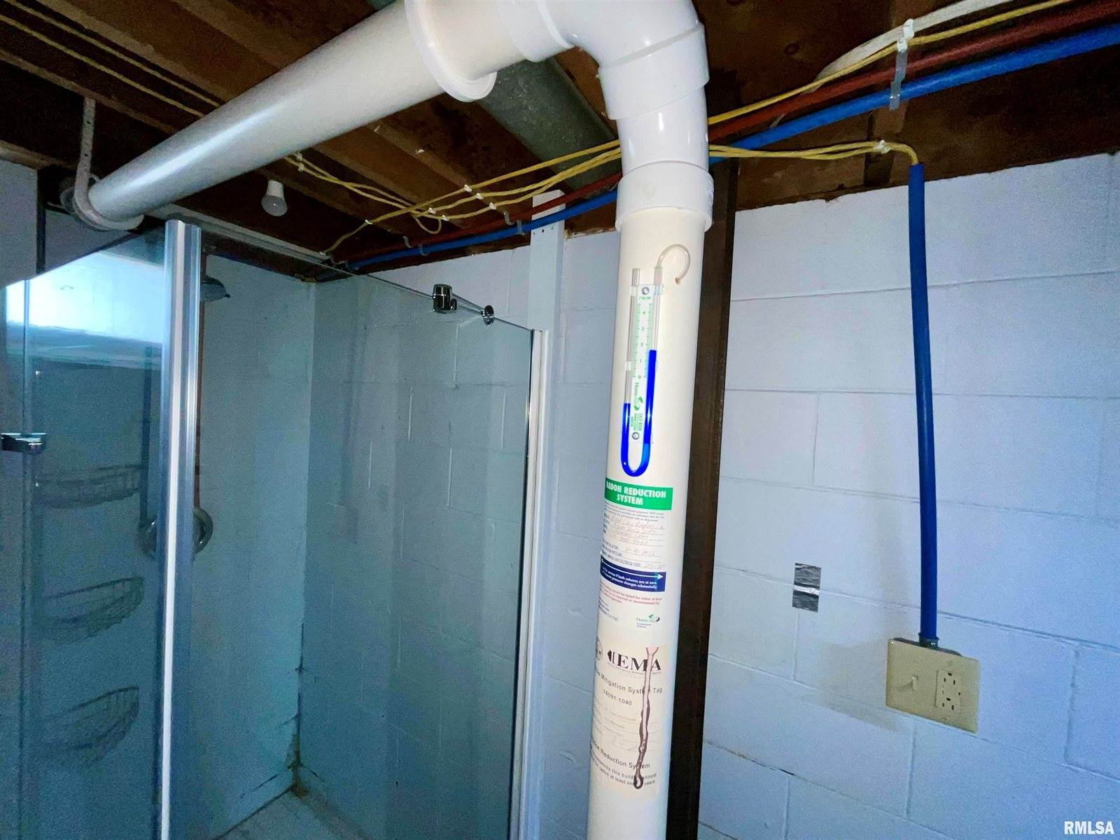 3816 32ND Avenue, Moline, IL 61265