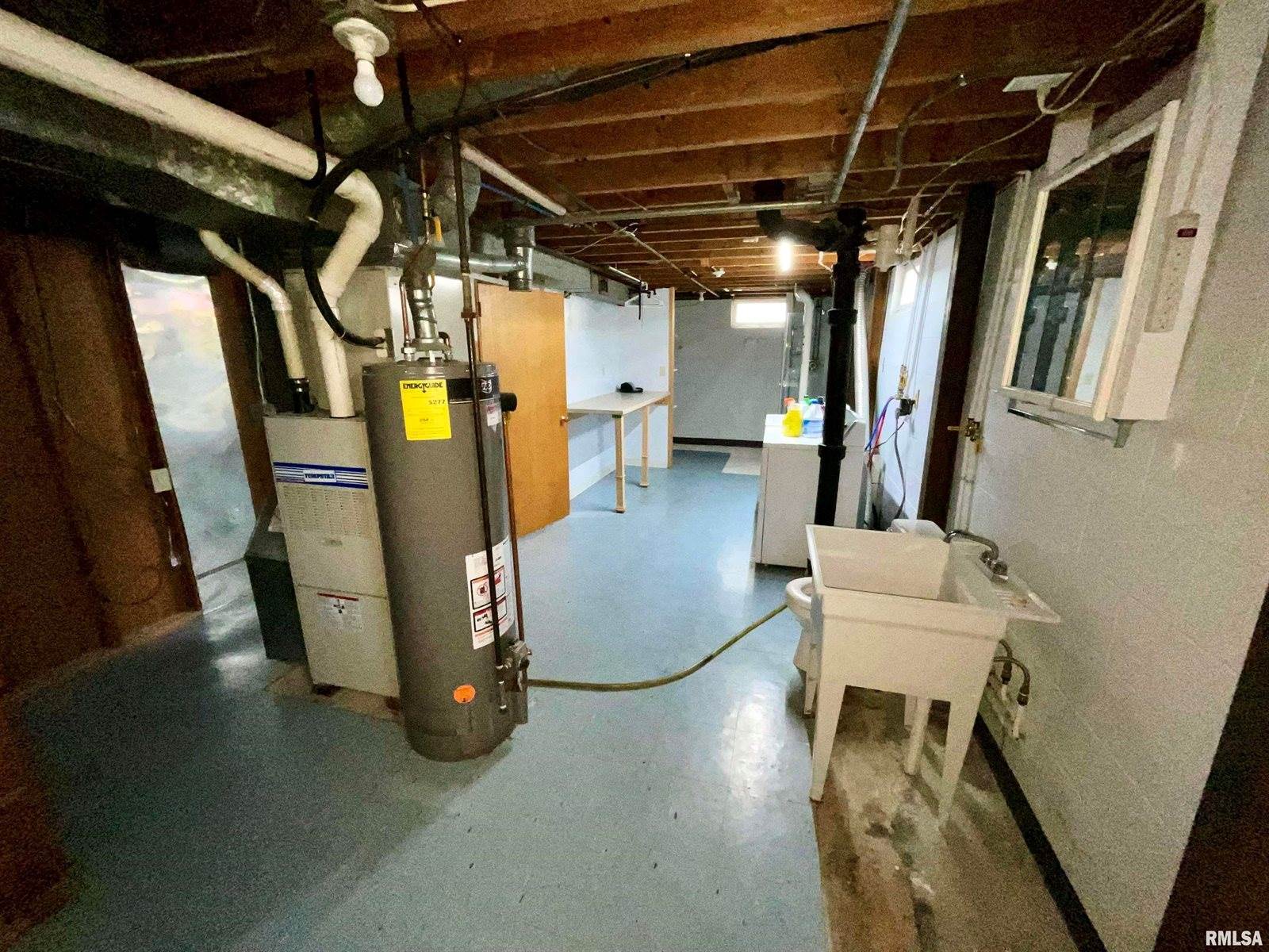 3816 32ND Avenue, Moline, IL 61265