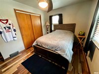 3816 32ND Avenue, Moline, IL 61265