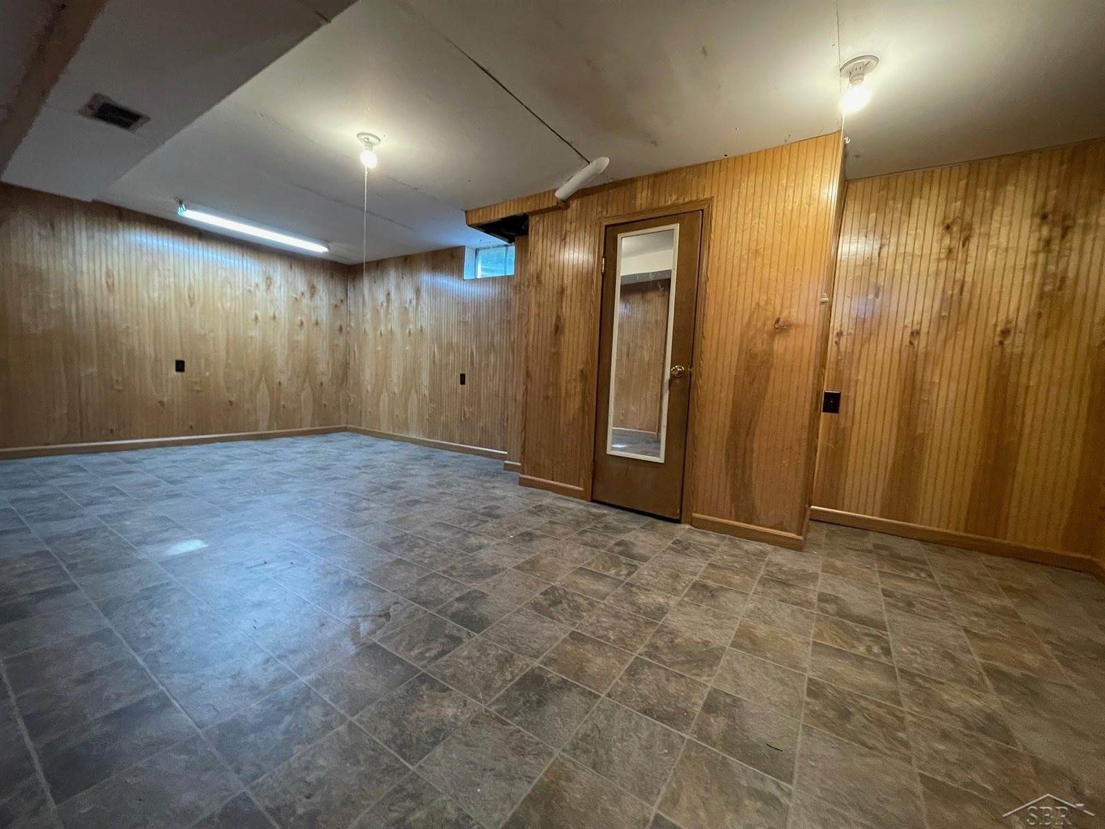 3533 Weiss Street, Saginaw, MI 48602