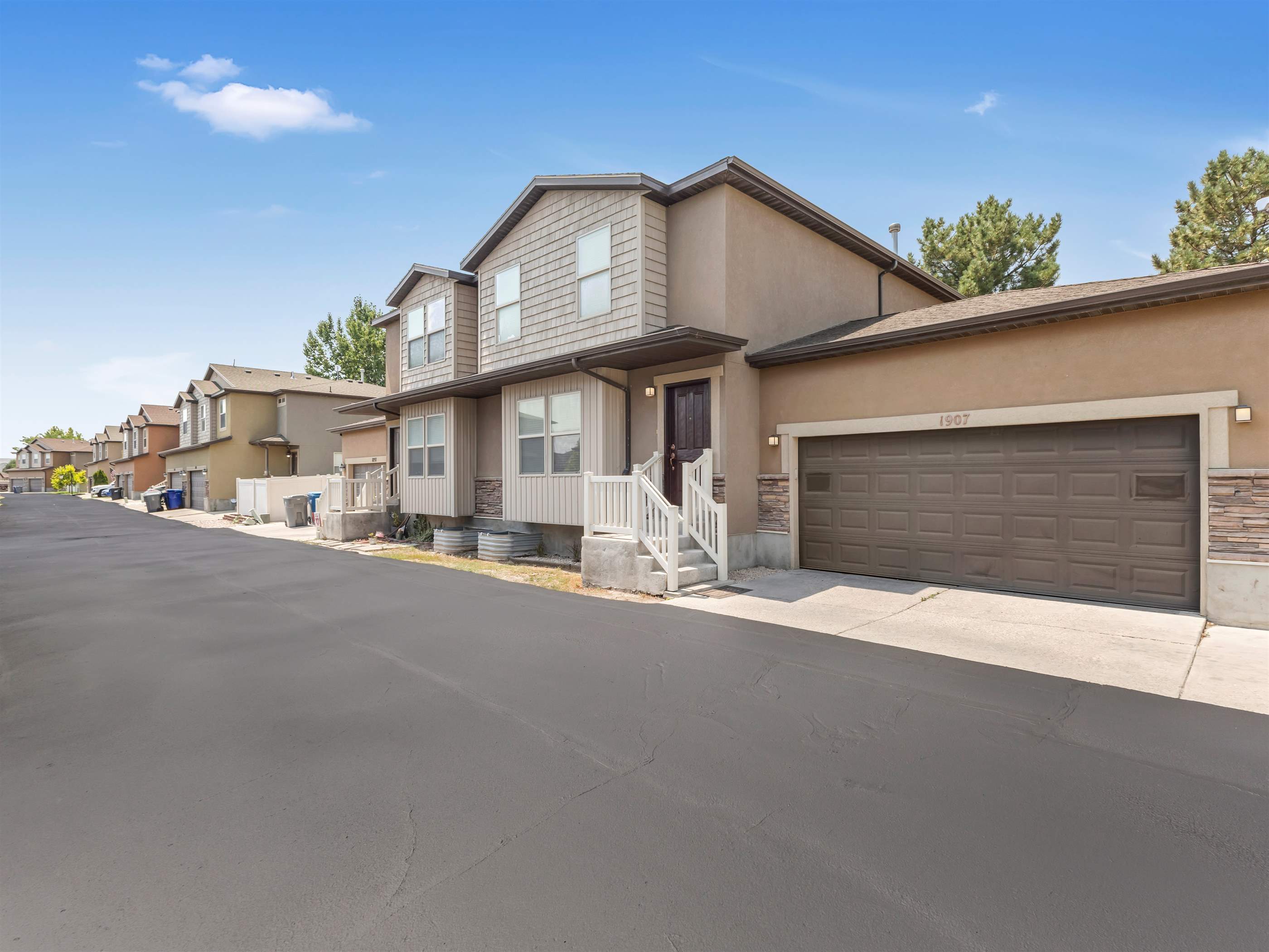 1907 N Bountiful Way, Saratoga Springs, UT 84045